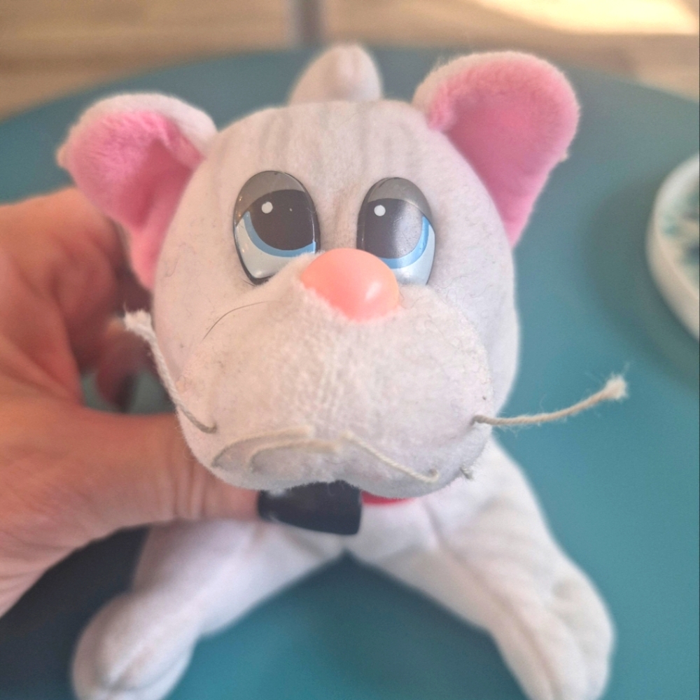 Vtg. Pound Purries White Cat Plush By Tonka Stuffed Pound Purries Cat